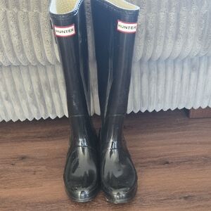 Hunter Glossy Black Rain Boots